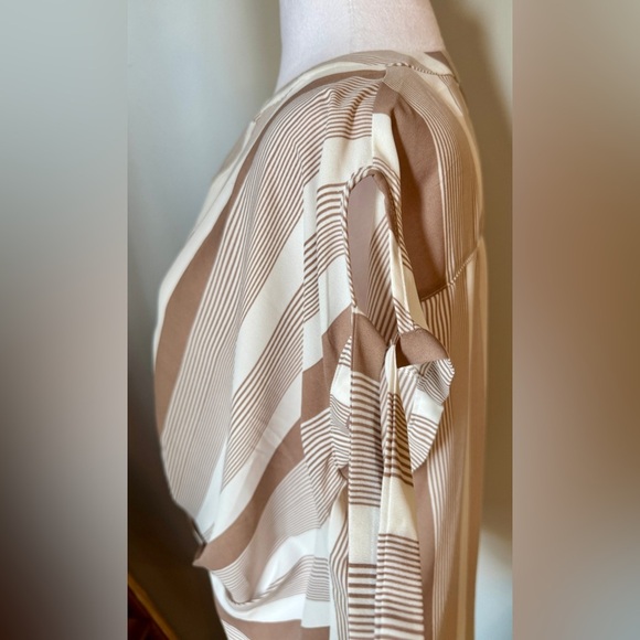 fab'rik Tan Sleeveless Wrap Blouse- NWT-Size M - Picture 5 of 13